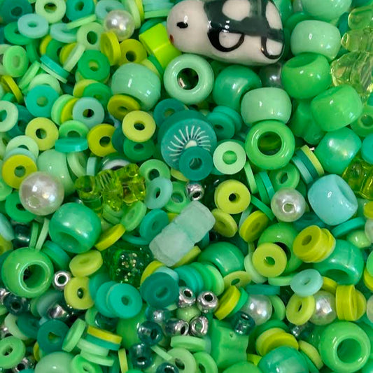 Green bead confetti