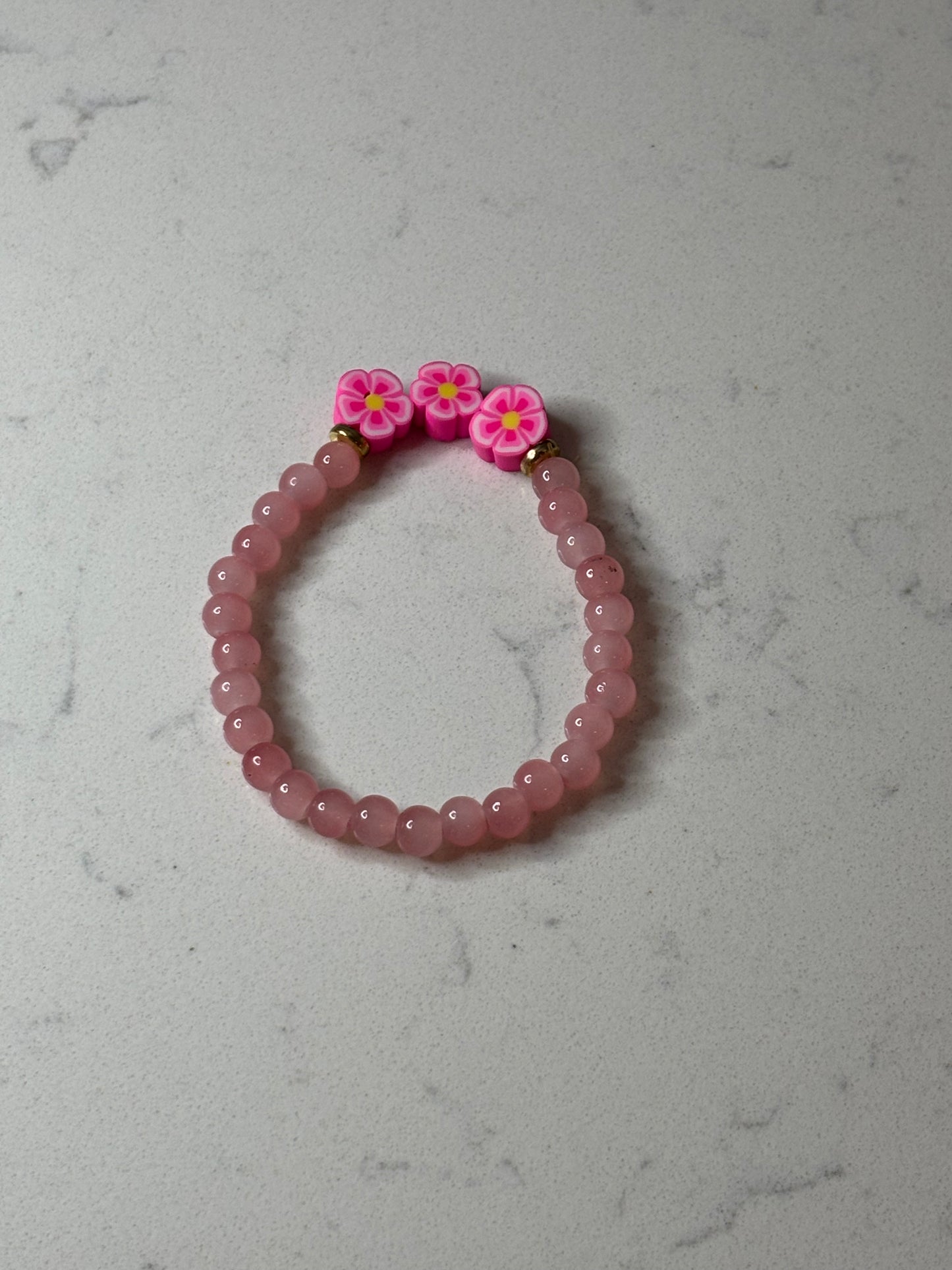 3 pink flowers glass beaded bracelet