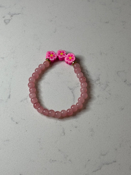 3 pink flowers glass beaded bracelet