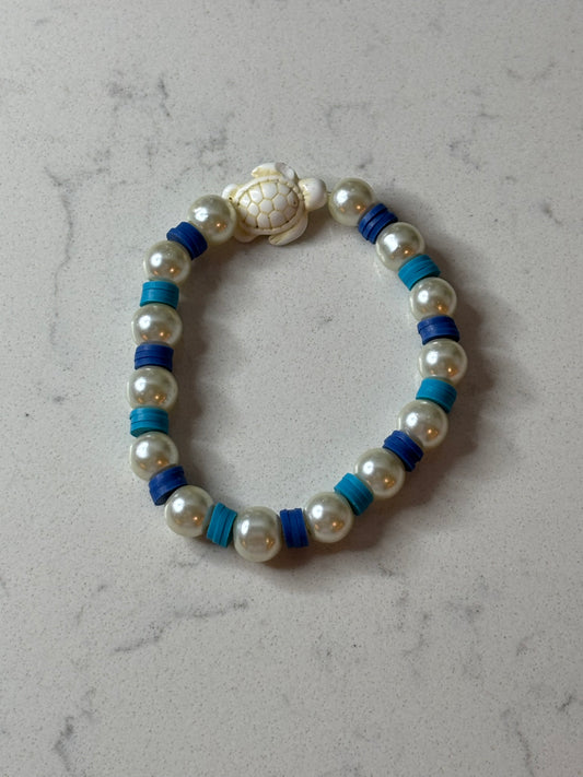 Sea turtle beaded bracelet